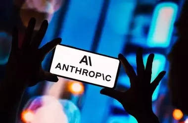 Anthropic's Surging Valuation Challenges OpenAI's AI Dominance