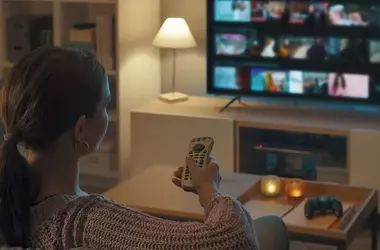 Loneliness, Escapism, and Emotional Needs Fuel Binge-Watching Addiction