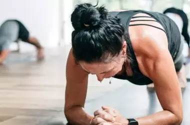 Exploring the Therapeutic Benefits of Heated Yoga for Depression Symptoms