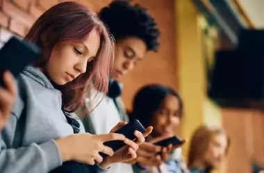 School Smartphone Bans: Time-Saving, But No Mental Health Boost for Students
