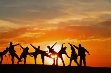 Mastering the Art of Conversation with Strangers: Five Golden Rules
