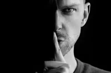 The Evolutionary Enigma of Psychopathy's Persistence